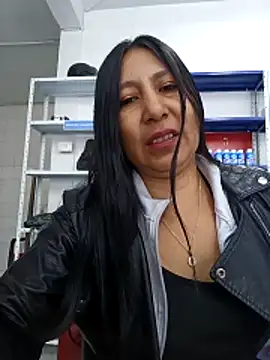 Snapshot of Megan_jennerr chatting on 12/19/25, 02:52 Megan jennerr online show from 12/19/25, 02:52