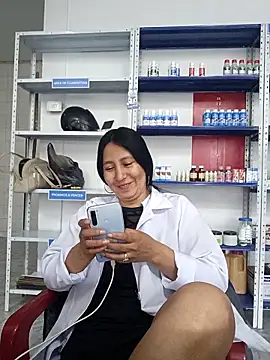 Megan jennerr online show from 11/28/25, 02:28