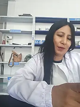 Megan jennerr online show from 10/11/25, 06:53