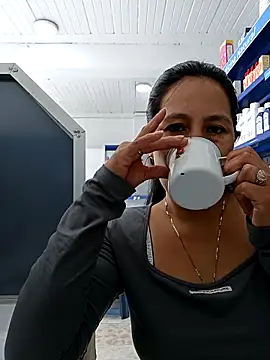 Snapshot of Megan_jennerr chatting on 01/07/26, 03:06 Megan jennerr online show from 01/07/26, 03:06