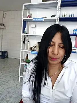 Megan jennerr online show from 09/10/25, 03:33