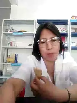 Megan jennerr online show from 03/14/25, 02:41