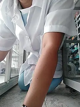 Megan jennerr online show from 03/12/25, 07:04