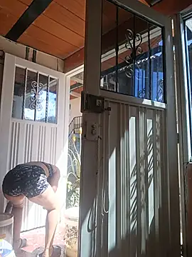 Snapshot of Megan_jennerr chatting on 06/26/26, 02:56 Megan jennerr online show from 06/26/26, 02:56
