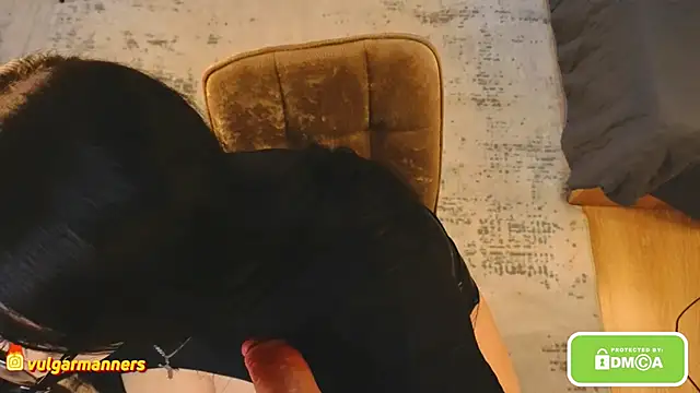 Snapshot of Pleasure_You_ chatting on 11/14/25, 08:18 Pleasure You online show from 11/14/25, 08:18