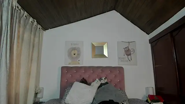 Snapshot of CelessteRedds chatting on 01/14/26, 11:47 CelessteRedds online show from 01/14/26, 11:47