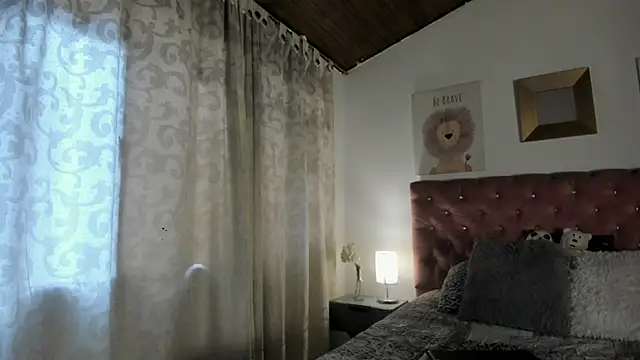 Snapshot of CelessteRedds chatting on 03/03/26, 11:39 CelessteRedds online show from 03/03/26, 11:39