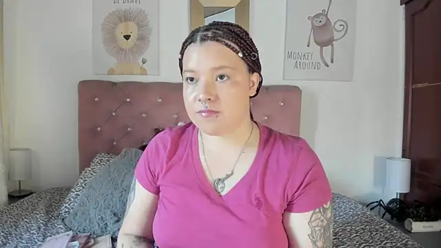 Snapshot of CelessteRedds chatting on 12/22/25, 11:54 CelessteRedds online show from 12/22/25, 11:54