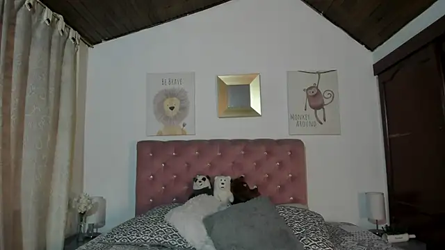 Snapshot of CelessteRedds chatting on 02/03/26, 11:37 CelessteRedds online show from 02/03/26, 11:37