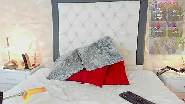 Snapshot of Miranda_Foxx chatting on 03/19/25, 10:20 Miranda Foxx online show from 03/19/25, 10:20