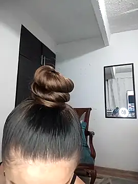 Venus-Wood online show from 10/24/25, 07:13