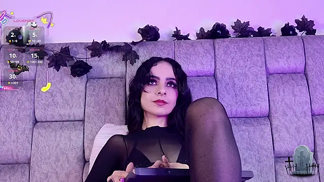 Alice noir online show from 11/29/25, 10:54