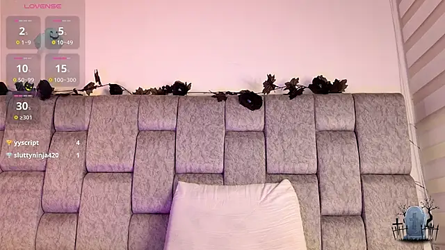 Snapshot of Alice_noir chatting on 03/06/26, 11:11 Alice noir online show from 03/06/26, 11:11