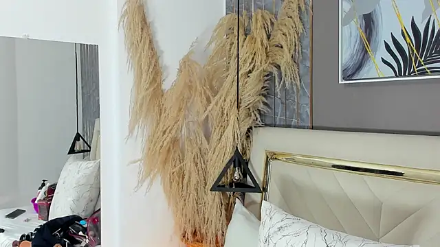 Snapshot of Slut_Milf_ chatting on 09/25/25, 07:09 Slut Milf  online show from 09/25/25, 07:09