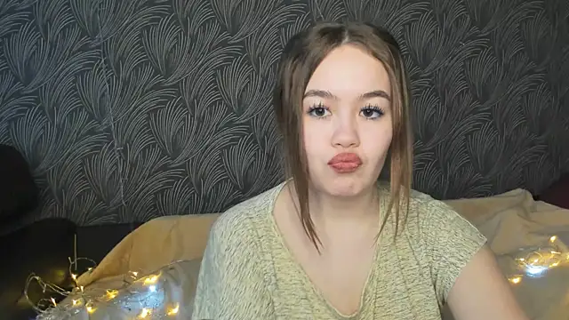Sara Kox online show from 12/04/24, 12:19