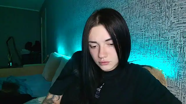 Liana diva online show from 11/20/25, 08:15