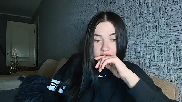 Liana diva online show from 01/09/26, 06:04