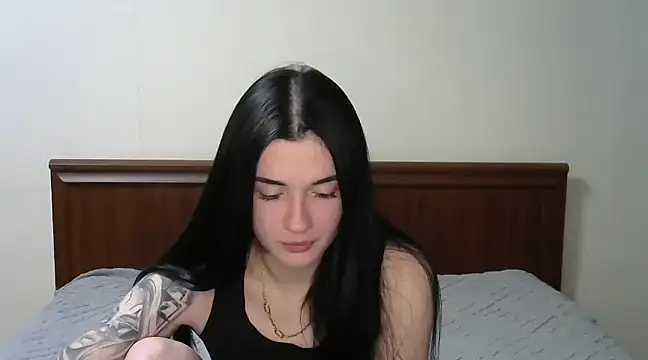 Snapshot of Liana_diva chatting on 02/19/25, 07:26 Liana diva online show from 02/19/25, 07:26