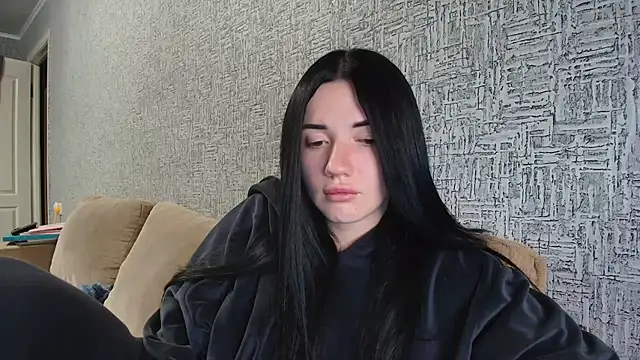 Liana diva online show from 04/11/26, 06:33