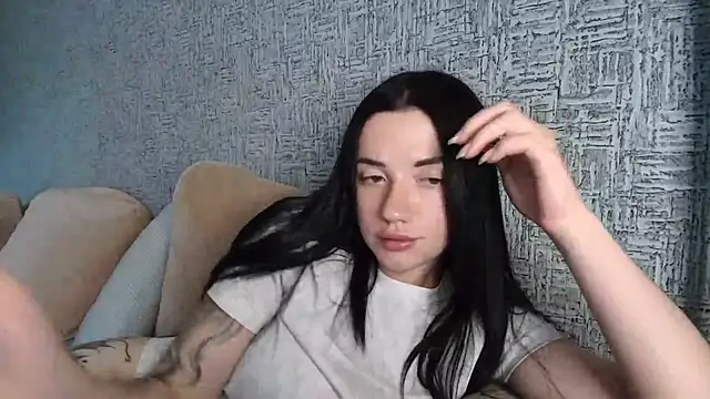 Snapshot of Liana_diva chatting on 05/27/26, 10:22 Liana diva online show from 05/27/26, 10:22