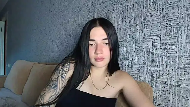 Snapshot of Liana_diva chatting on 06/17/26, 04:50 Liana diva online show from 06/17/26, 04:50