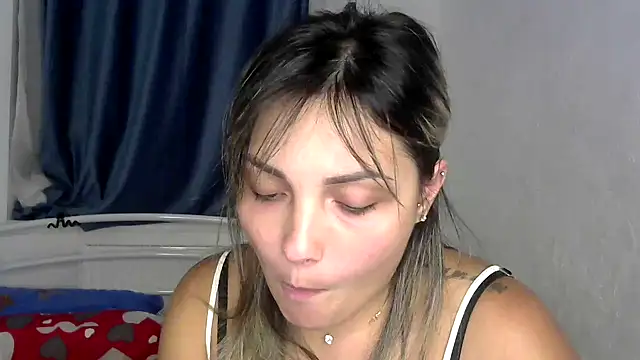 Snapshot of Iskor_ka chatting on 10/19/25, 08:11 Iskor ka online show from 10/19/25, 08:11