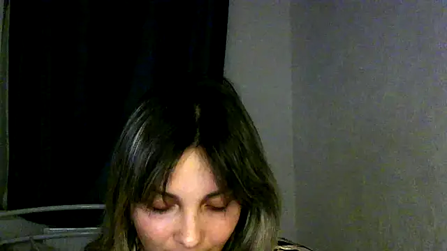 Snapshot of Iskor_ka chatting on 10/10/25, 06:53 Iskor ka online show from 10/10/25, 06:53