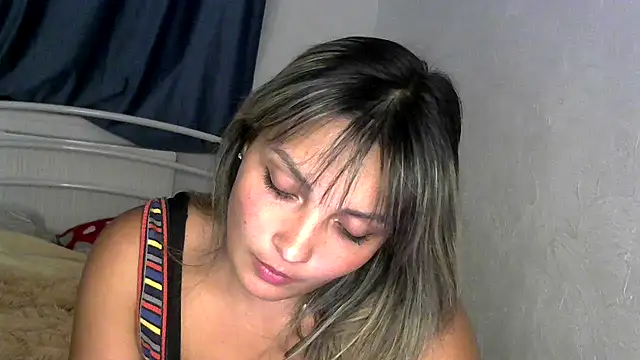 Snapshot of Iskor_ka chatting on 09/17/25, 07:27 Iskor ka online show from 09/17/25, 07:27