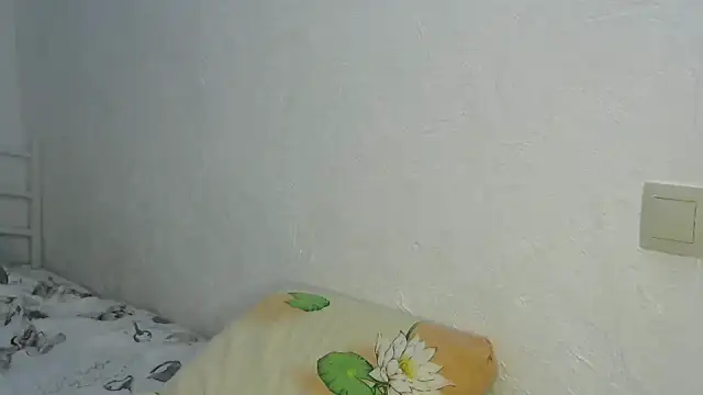 Snapshot of Iskor_ka chatting on 02/18/25, 06:47 Iskor ka online show from 02/18/25, 06:47