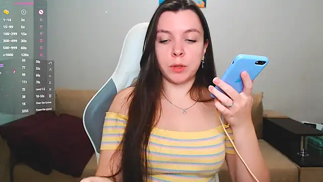 lunalovesu online show from 09/22/25, 04:02