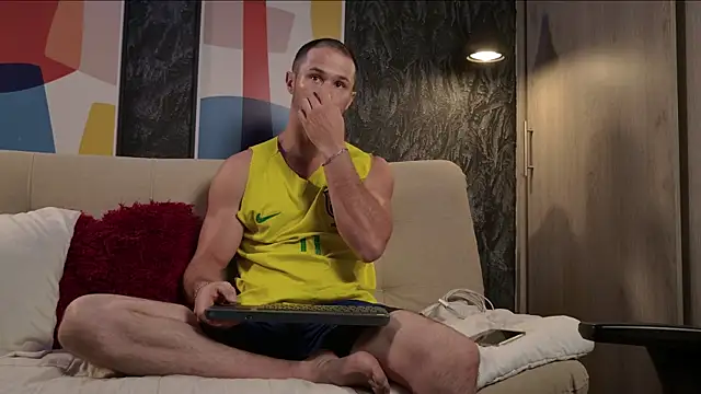 Snapshot of AxelFairchaild chatting on 11/18/25, 12:41 AxelFairchaild online show from 11/18/25, 12:41