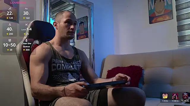 Snapshot of AxelFairchaild chatting on 06/17/26, 01:21 AxelFairchaild online show from 06/17/26, 01:21