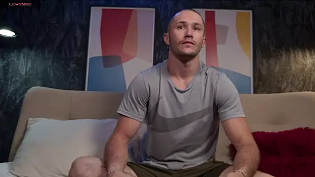 Snapshot of AxelFairchaild chatting on 11/12/25, 01:15 AxelFairchaild online show from 11/12/25, 01:15