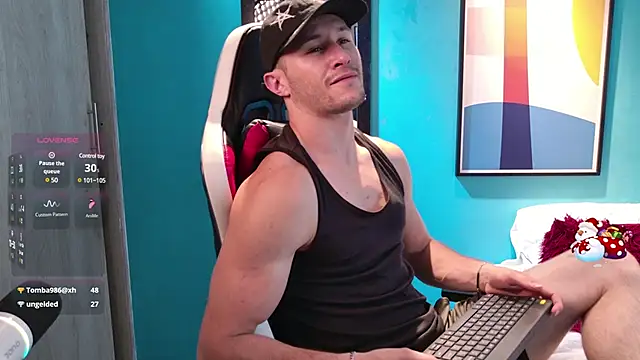 Snapshot of AxelFairchaild chatting on 03/19/25, 04:45 AxelFairchaild online show from 03/19/25, 04:45