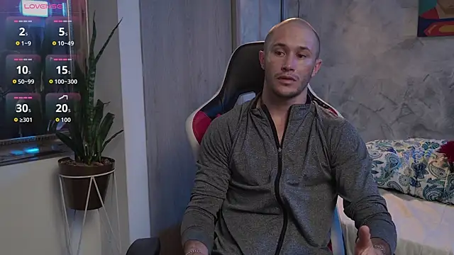 AxelFairchaild online show from 04/15/26, 01:15