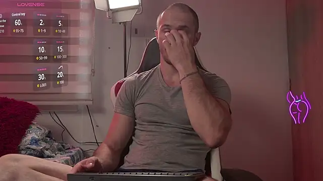 AxelFairchaild online show from 05/19/26, 01:18
