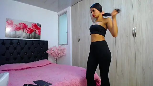 conni f00x online show from 12/15/25, 07:31