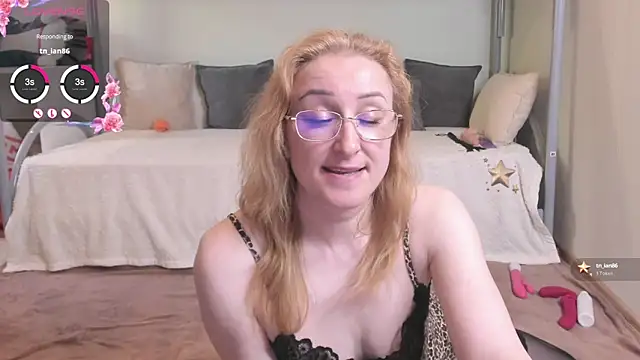 Snapshot of MadissonKiss chatting on 05/29/26, 06:41 MadissonKiss online show from 05/29/26, 06:41