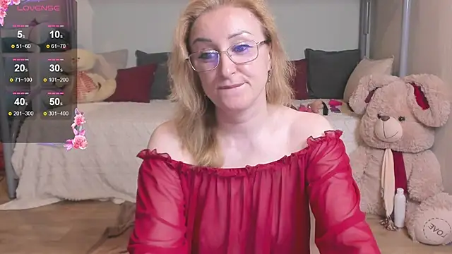Snapshot of MadissonKiss chatting on 06/30/26, 09:26 MadissonKiss online show from 06/30/26, 09:26
