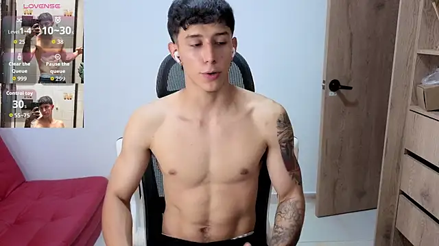 Cristopher23  online show from 10/23/25, 10:19