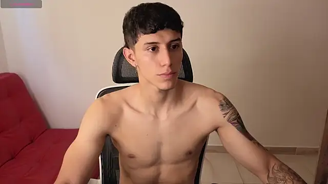 Cristopher23  online show from 09/19/25, 05:28