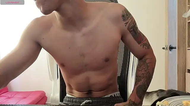 Cristopher23  online show from 10/07/25, 01:23