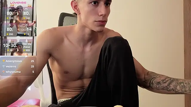 Cristopher23  online show from 12/03/25, 01:43