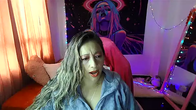 Melanyy 100 online show from 04/08/26, 06:53