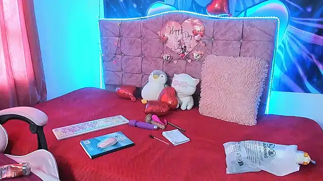 Melanyy 100 online show from 02/17/26, 07:33