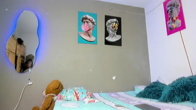 Lilybaudinx96 online show from 02/10/25, 03:35