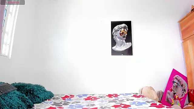 Lilybaudinx96 online show from 12/01/25, 05:36