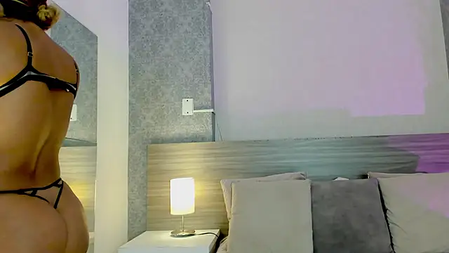Mistyca online show from 09/30/25, 10:43