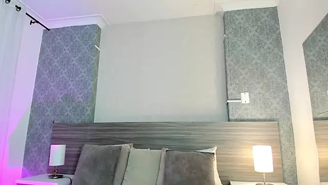 Snapshot of Mistyca chatting on 04/15/26, 11:27 Mistyca online show from 04/15/26, 11:27