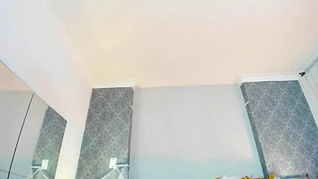 Snapshot of Mistyca chatting on 10/31/25, 11:07 Mistyca online show from 10/31/25, 11:07